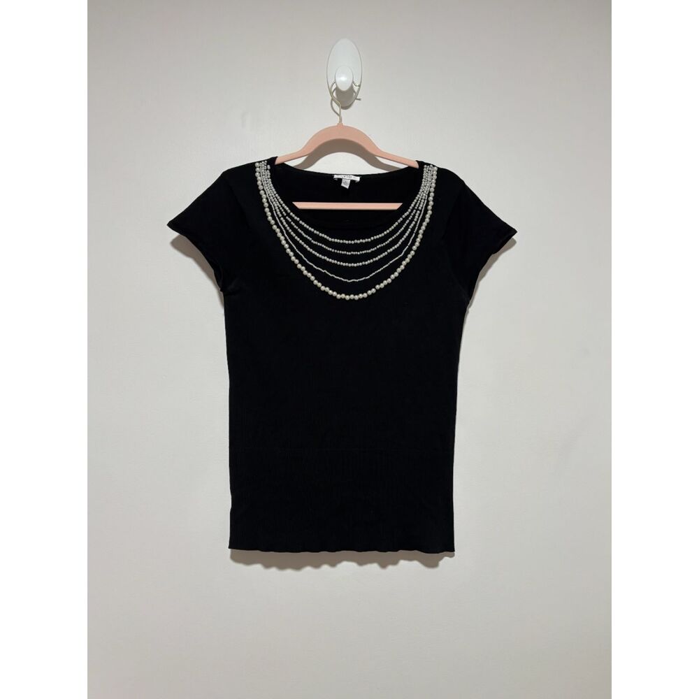 Cache Black Top With Pearl Necklace